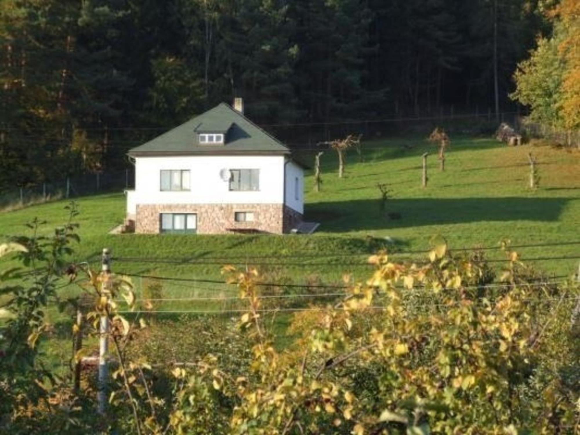 Вілла Ein Ferienhaus Mit Terrasse Und Garten Male Svatonovice Екстер'єр фото